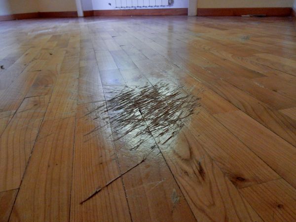 Floor Scratch Repair